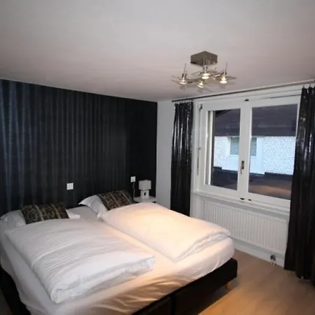 Apartman Sleeps 8 Wifi *